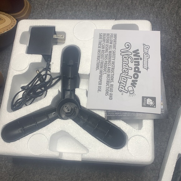 Winter Wonderland Projector System - Picture 5 of 6